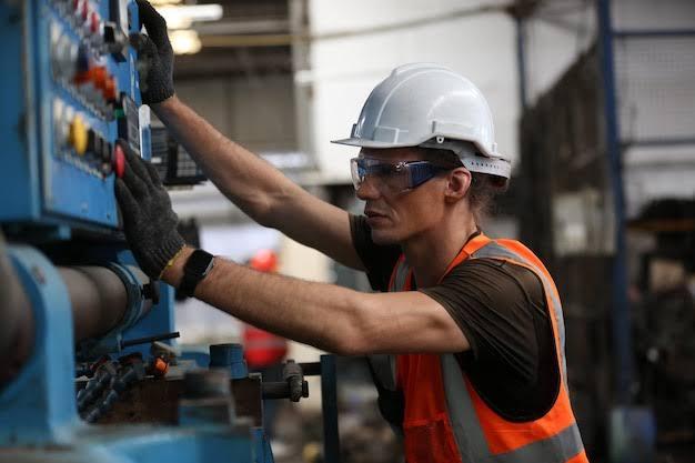 Support & Skilled Labor
