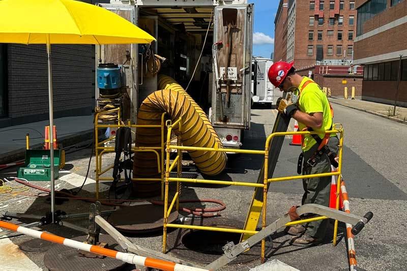 Confined Space Attendant