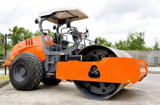 Roller Compactor Operator
